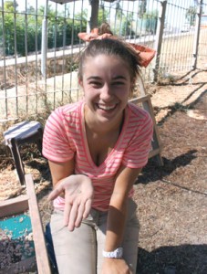 Student at Mount Zion dig site